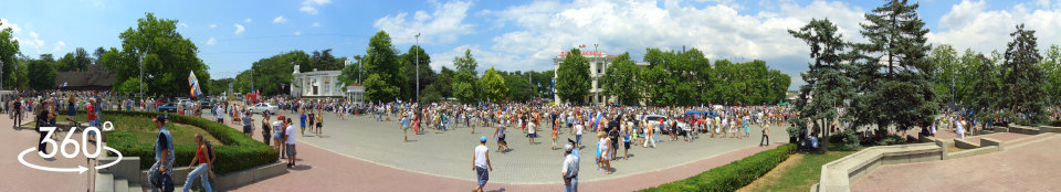 Байк-шоу на площади Нахимова
