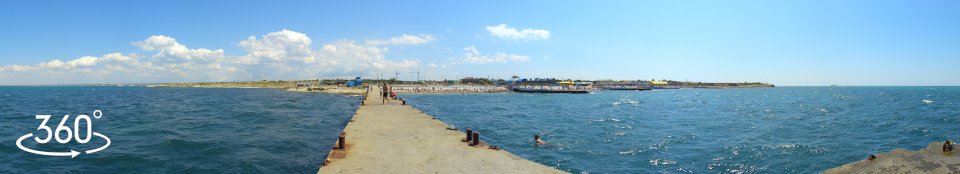 Пляж парка Победы, вид с восточного мола