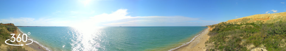 Вид на нуддистский пляж Любимовки