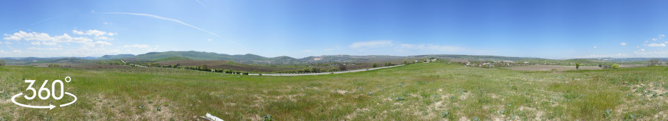 Вид с Семякиных высот на шоссе Севастополь - Ялта